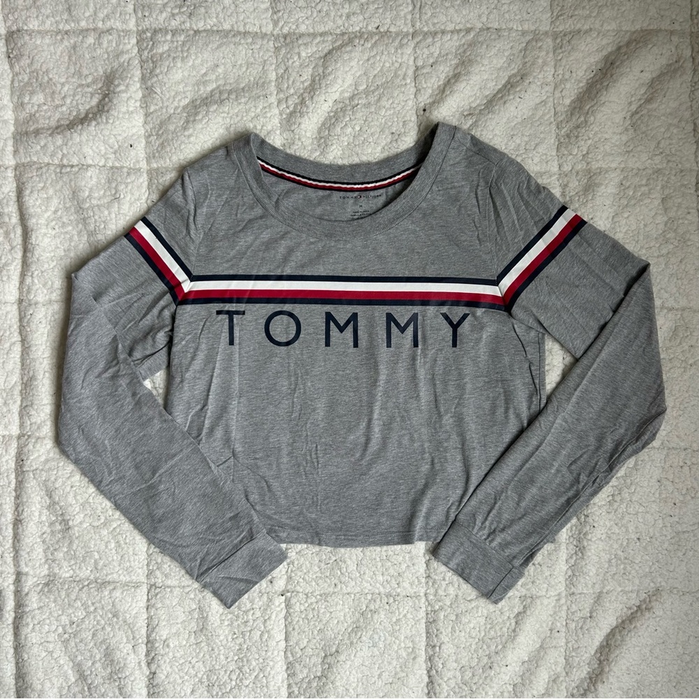 TOMMY HILFIGER Gray Long Sleeve Crop Top